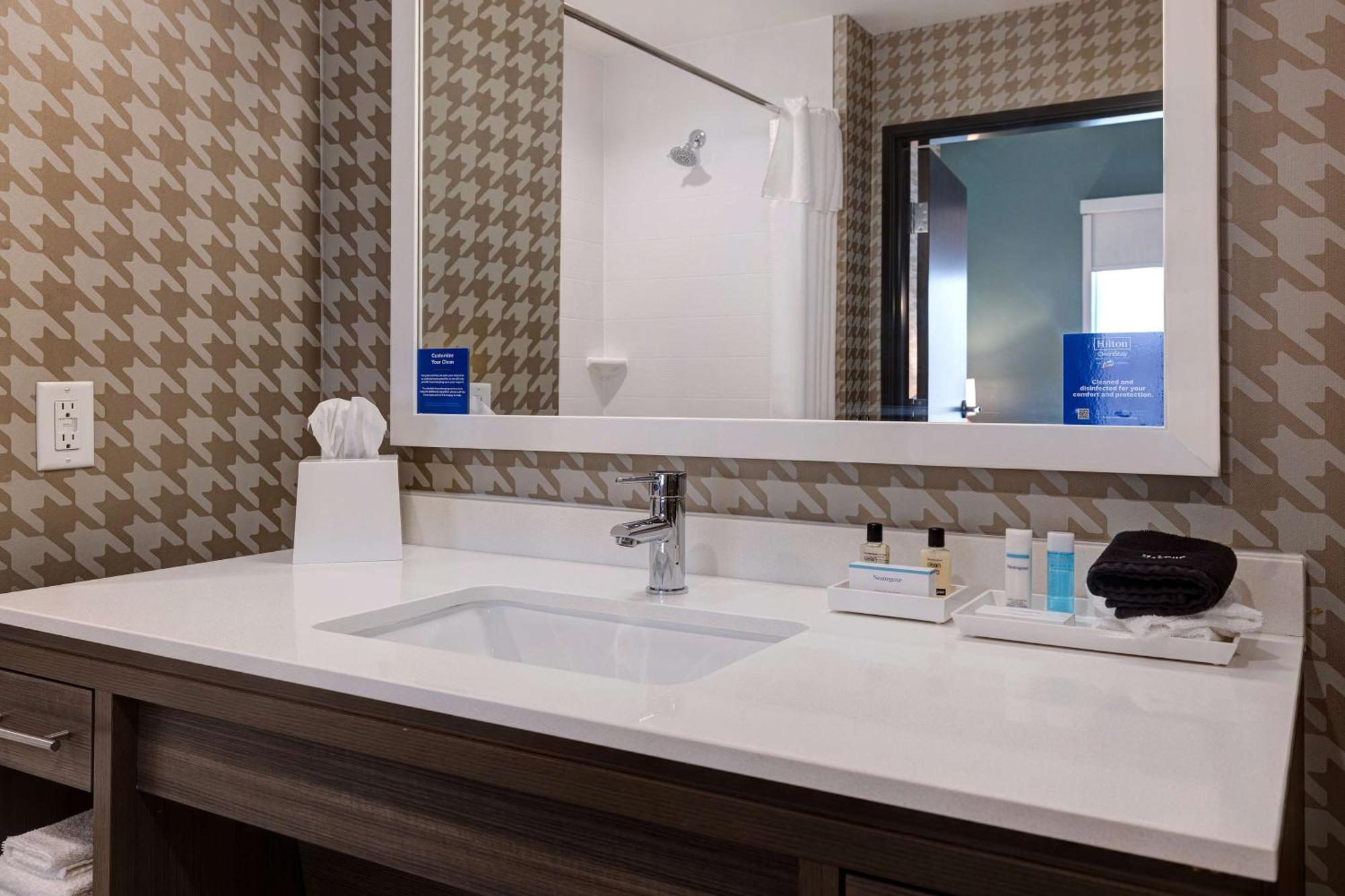 Home2 Suites By Hilton Dekalb Esterno foto