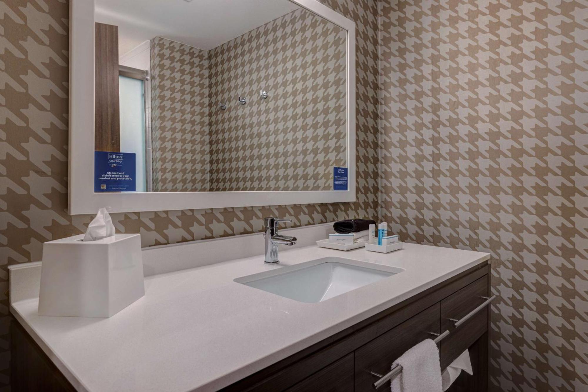 Home2 Suites By Hilton Dekalb Esterno foto
