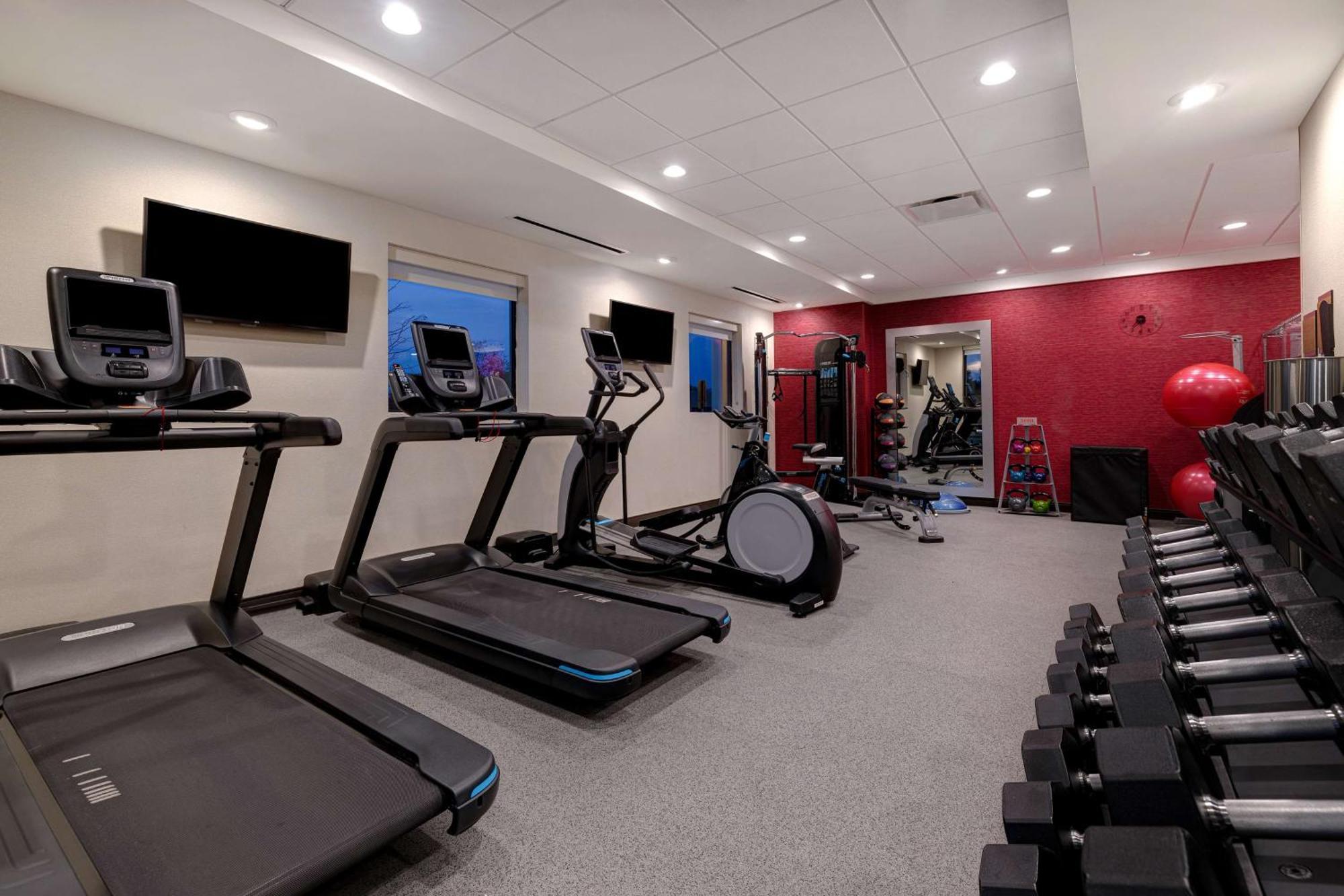 Home2 Suites By Hilton Dekalb Esterno foto